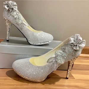 Silver Rhinestone Pumps!